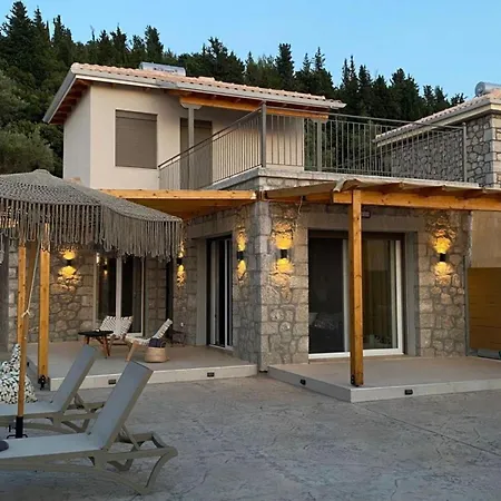 Zephyros - * Áyios Nikítas